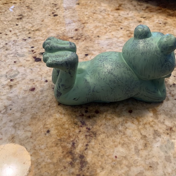 Ceramic garden Frog - Picture 2 of 4